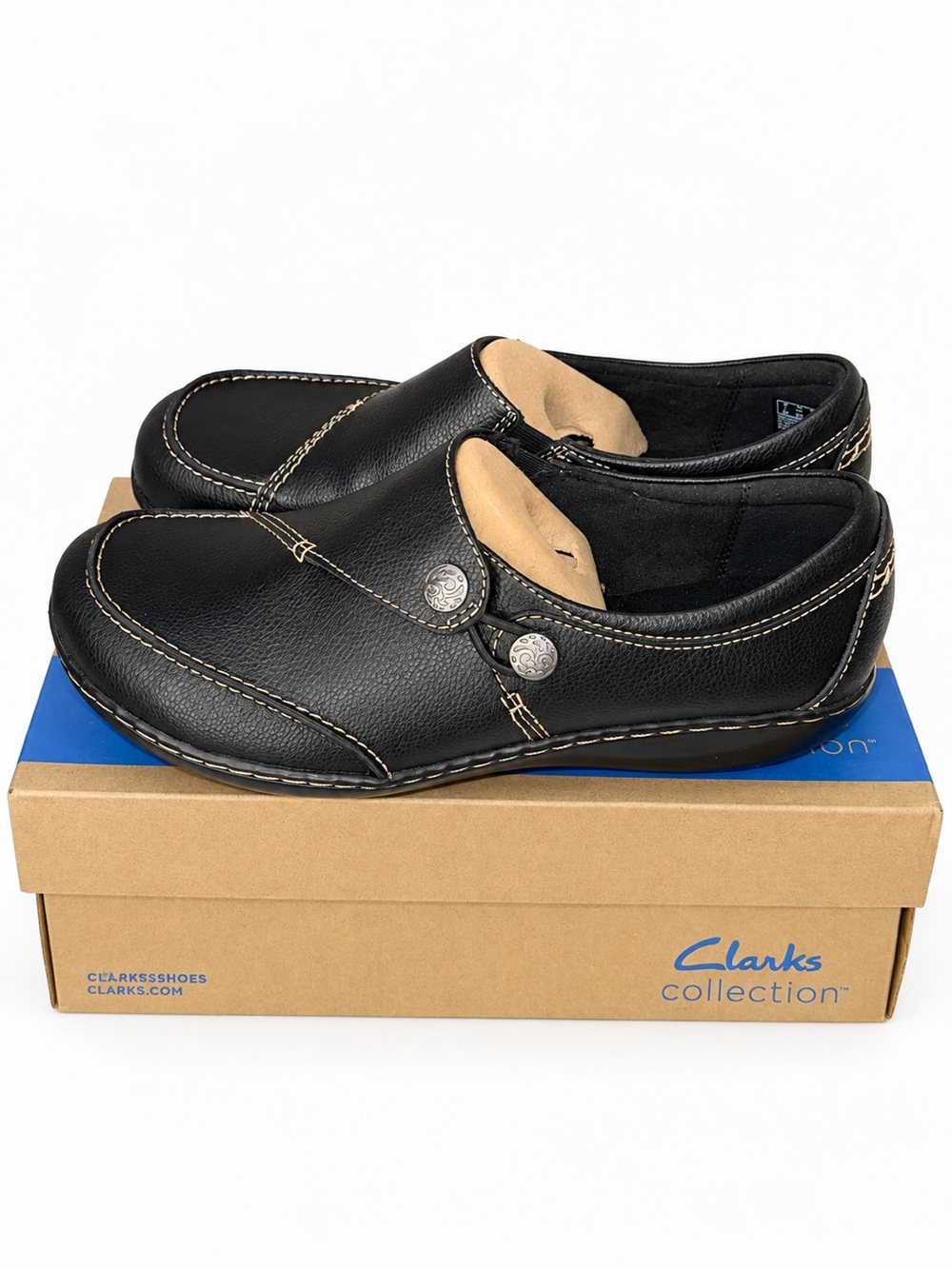 CLARKS Ashland Lane Q Black Slip-On Loafers Contrast Stitching Sz 9.5XW NIB